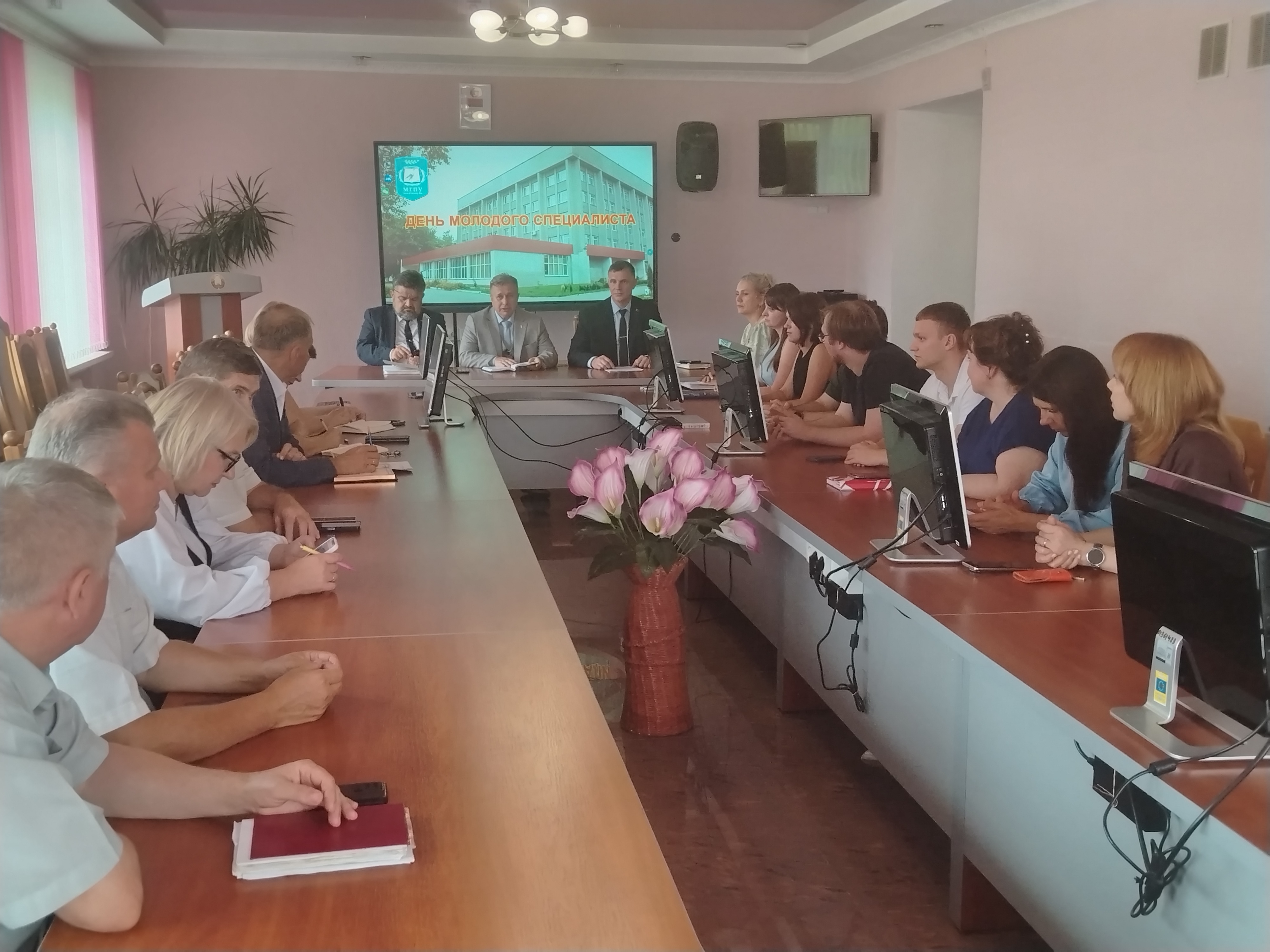 Круглый стол молодых специалистов
